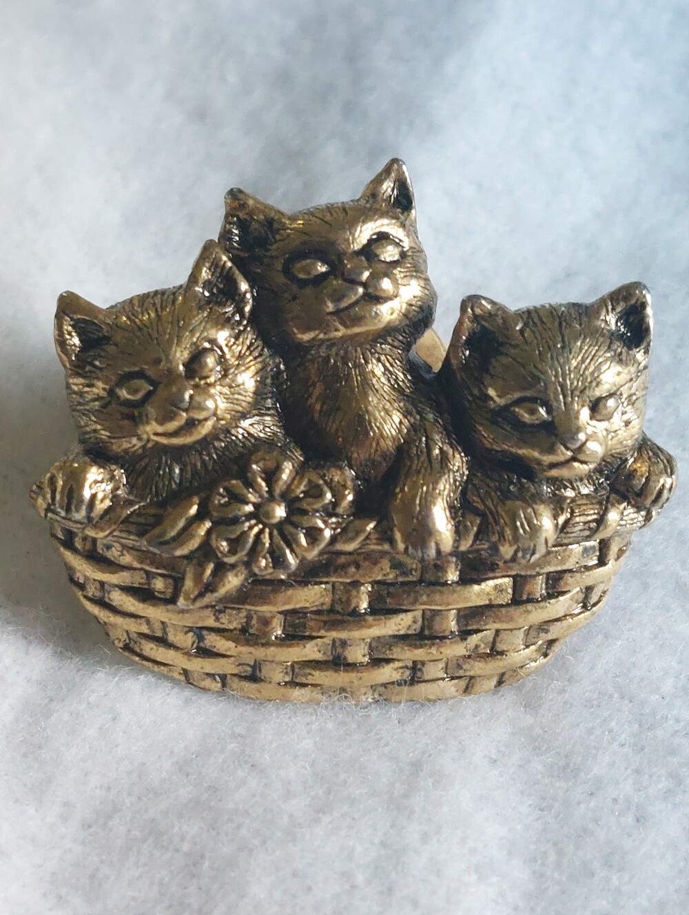 Vintage 1990 Avon "Basket of Love" Kittens Pin - Antique Brass Tone Lapel Tac